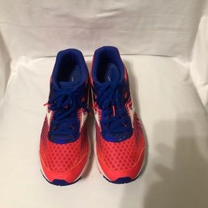 Women’s Mizuno Running Shoes Size 9.5